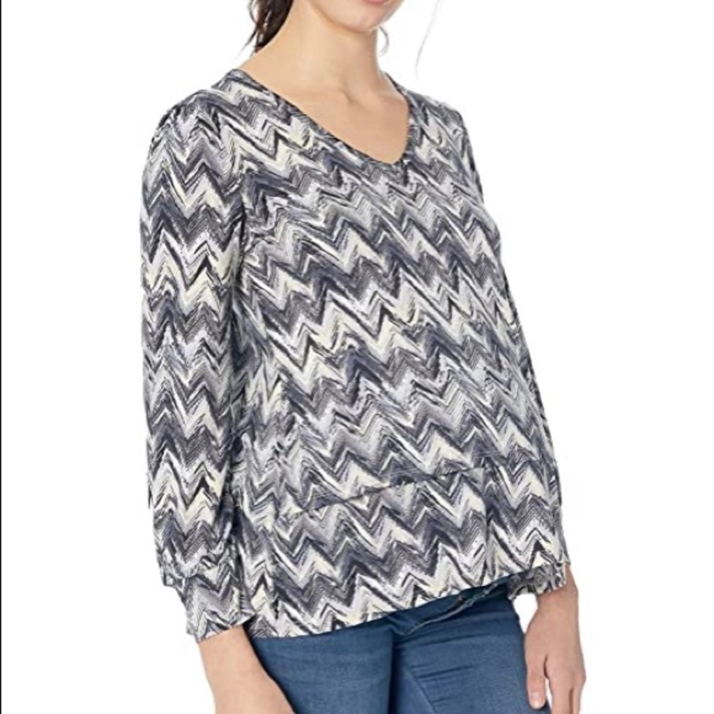 Everly Grey Women's Pamela Maternity top size M